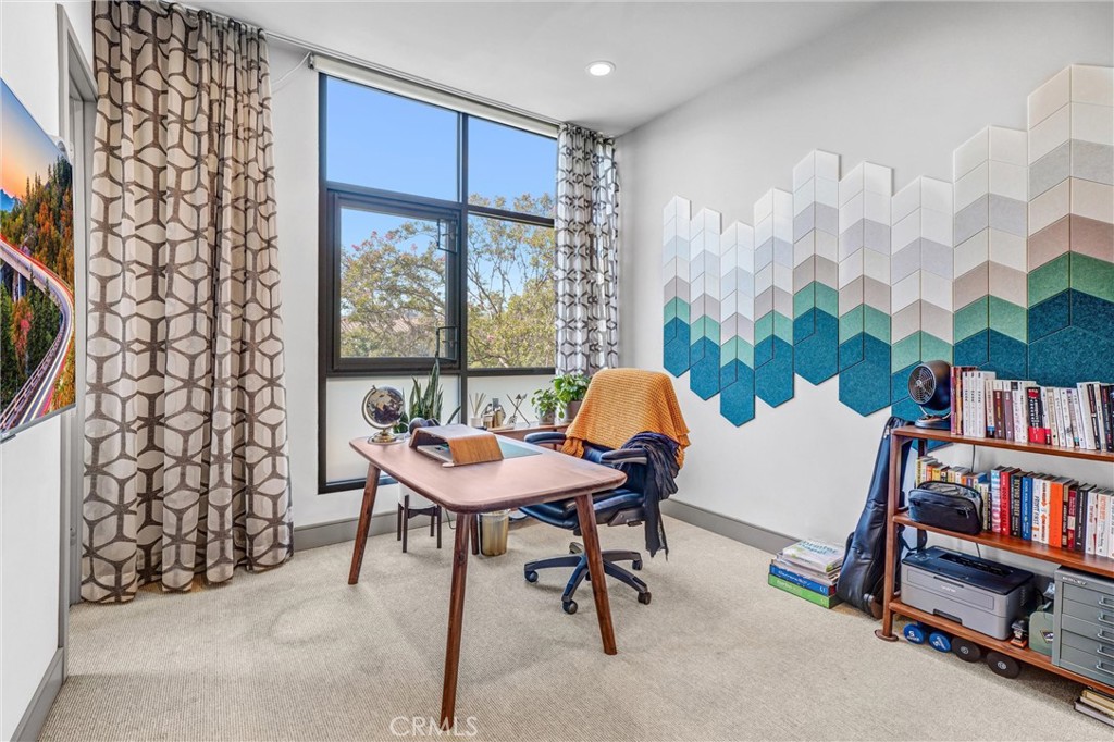 820 Mission Street 100