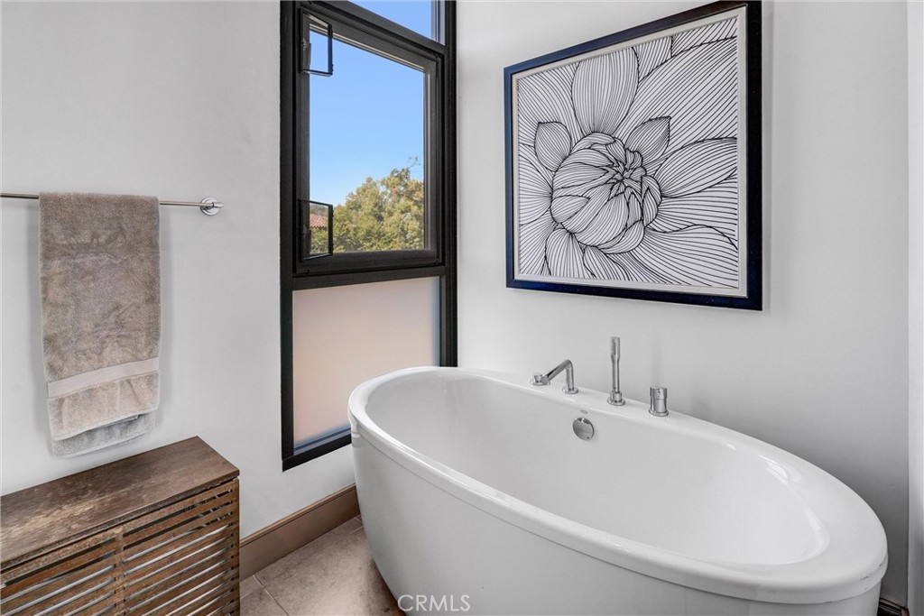 820 Mission Street 100