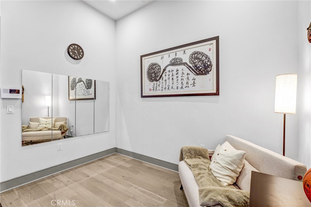 820 Mission Street 100