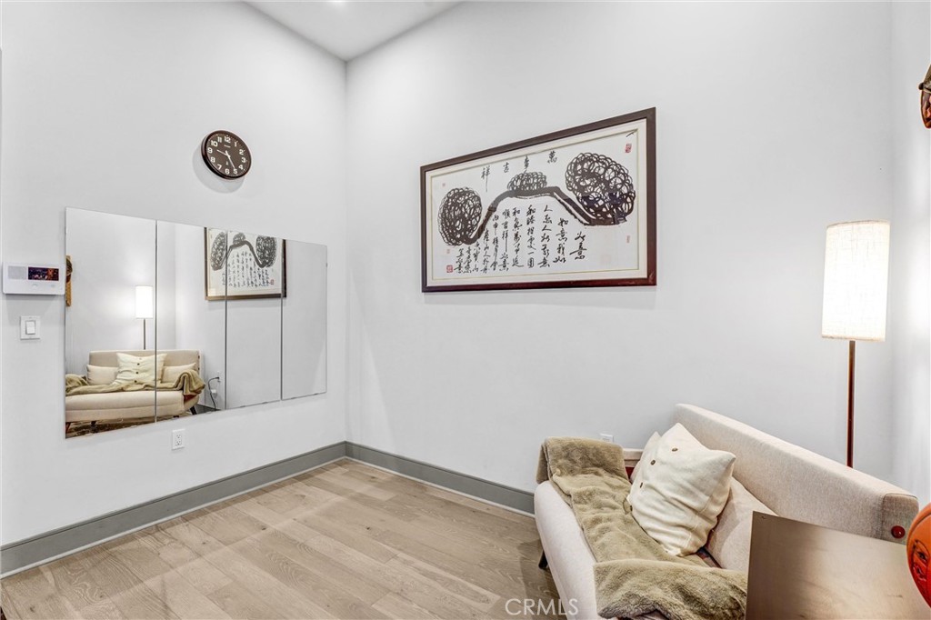 820 Mission Street 100