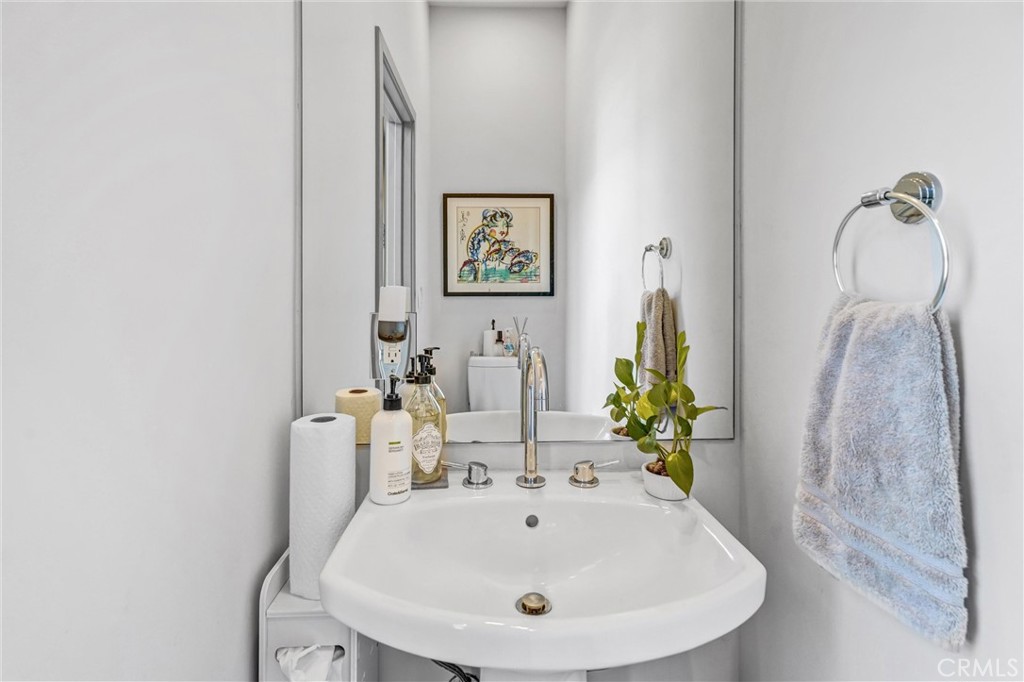 820 Mission Street 100