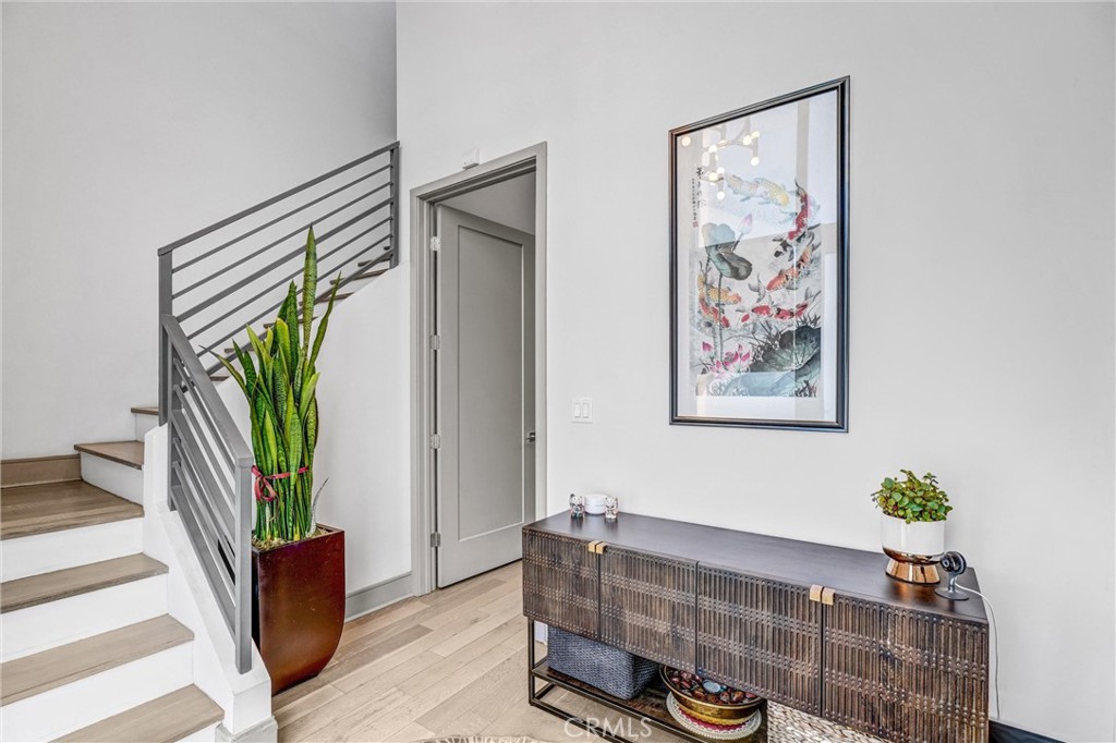 820 Mission Street 100