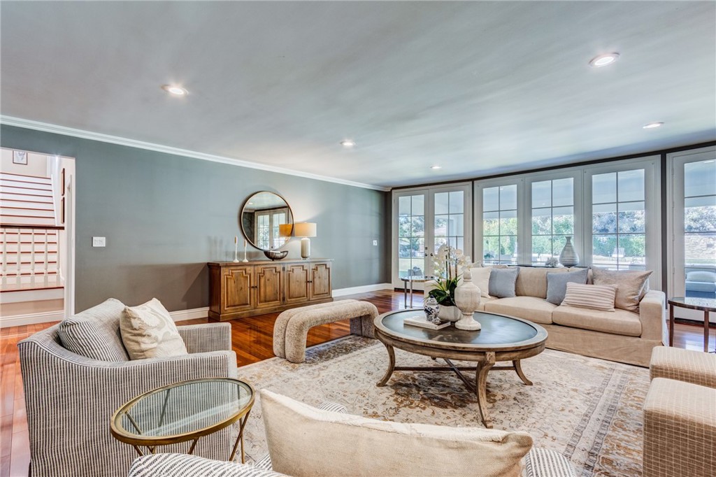 1403 Pasqualito Drive