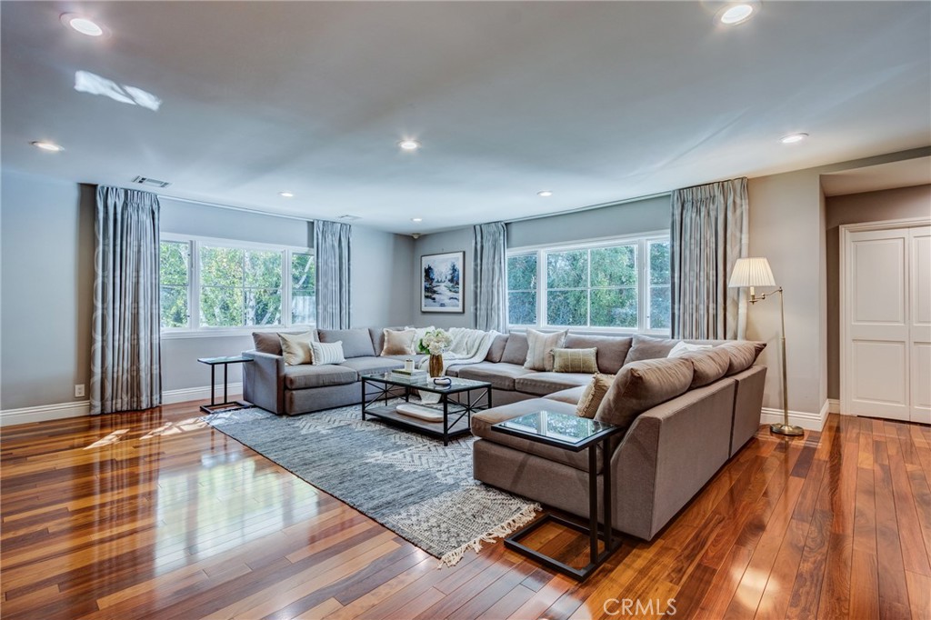 1403 Pasqualito Drive