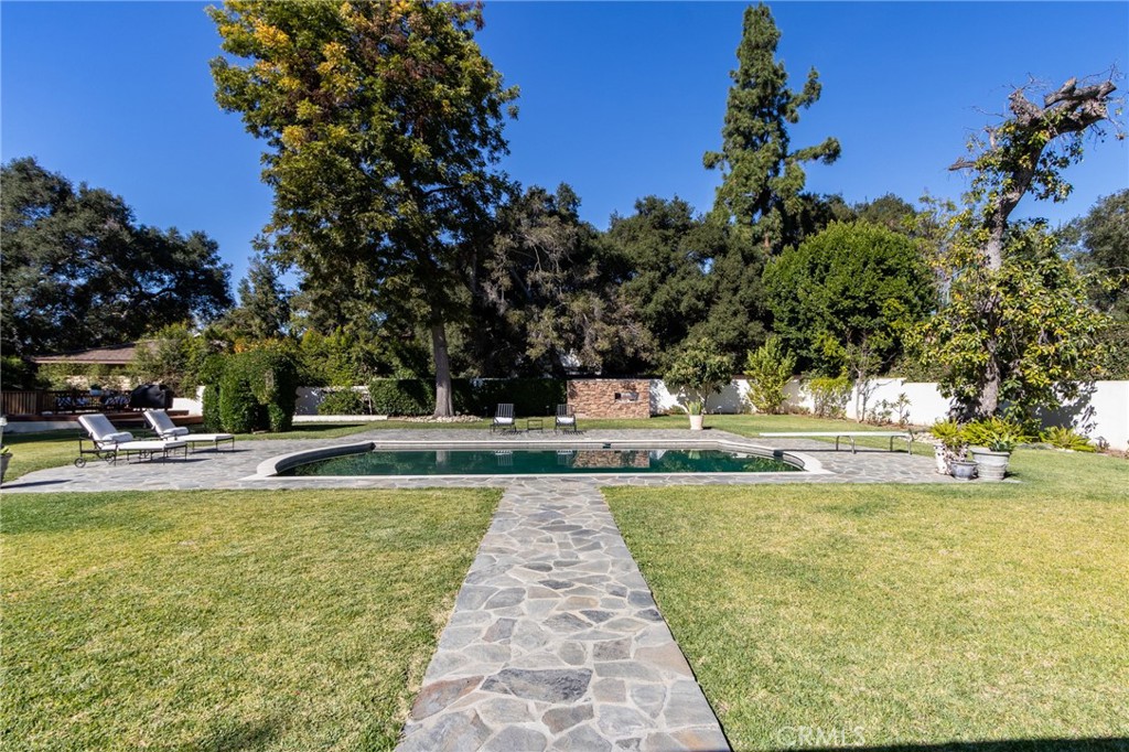 1403 Pasqualito Drive