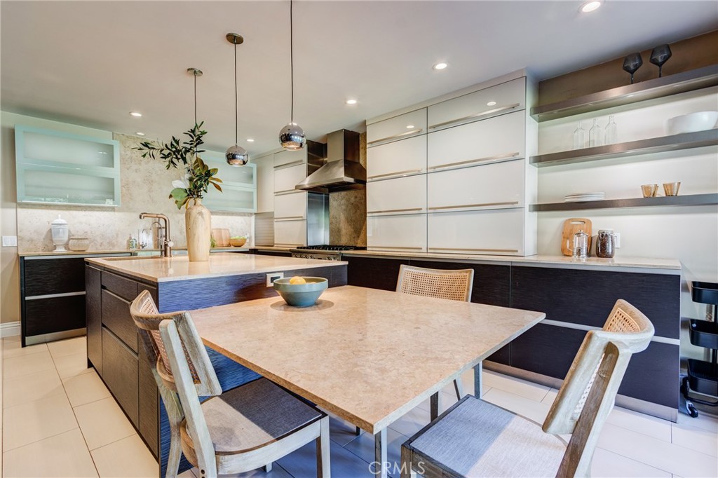 1403 Pasqualito Drive