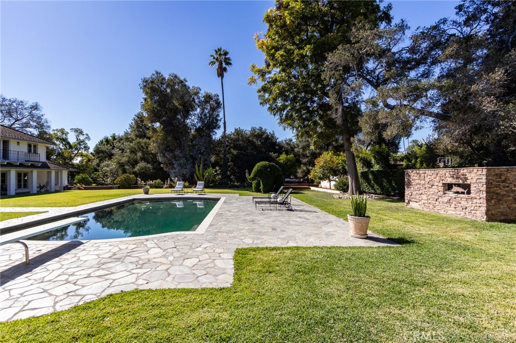 1403 Pasqualito Drive