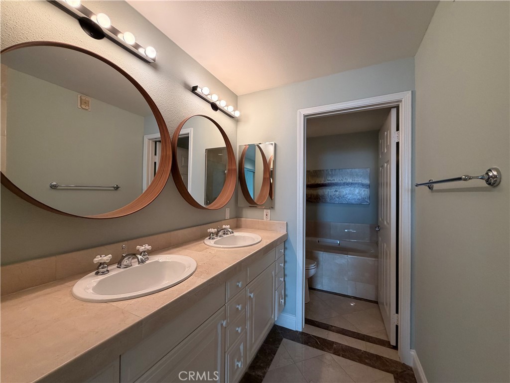 1500 E Ocean Blvd 513