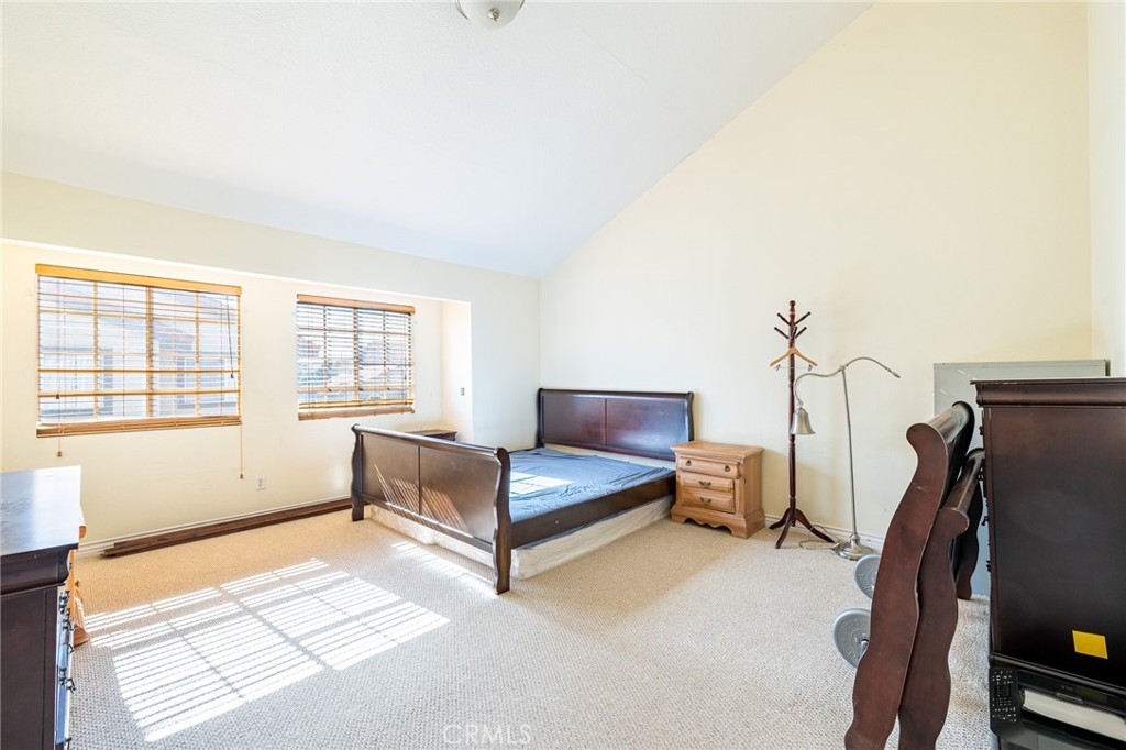 369 E Phillips Boulevard