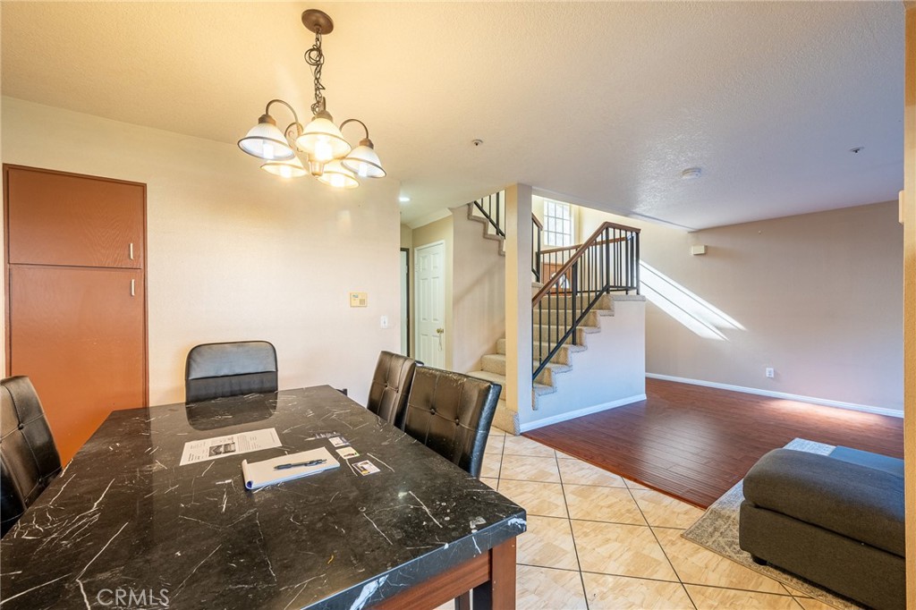 369 E Phillips Boulevard