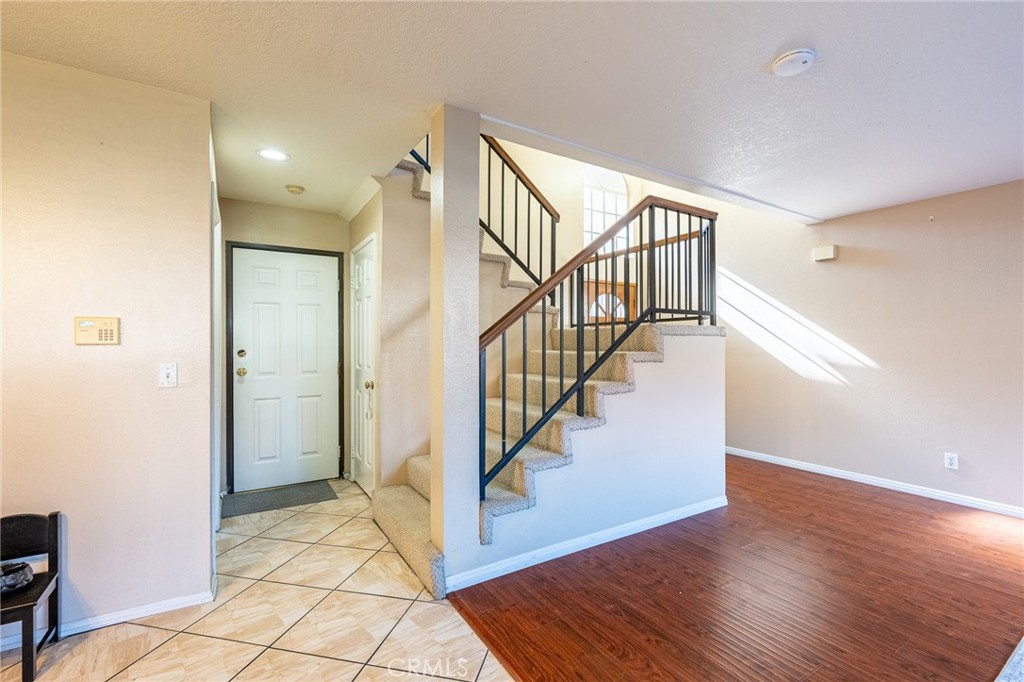 369 E Phillips Boulevard