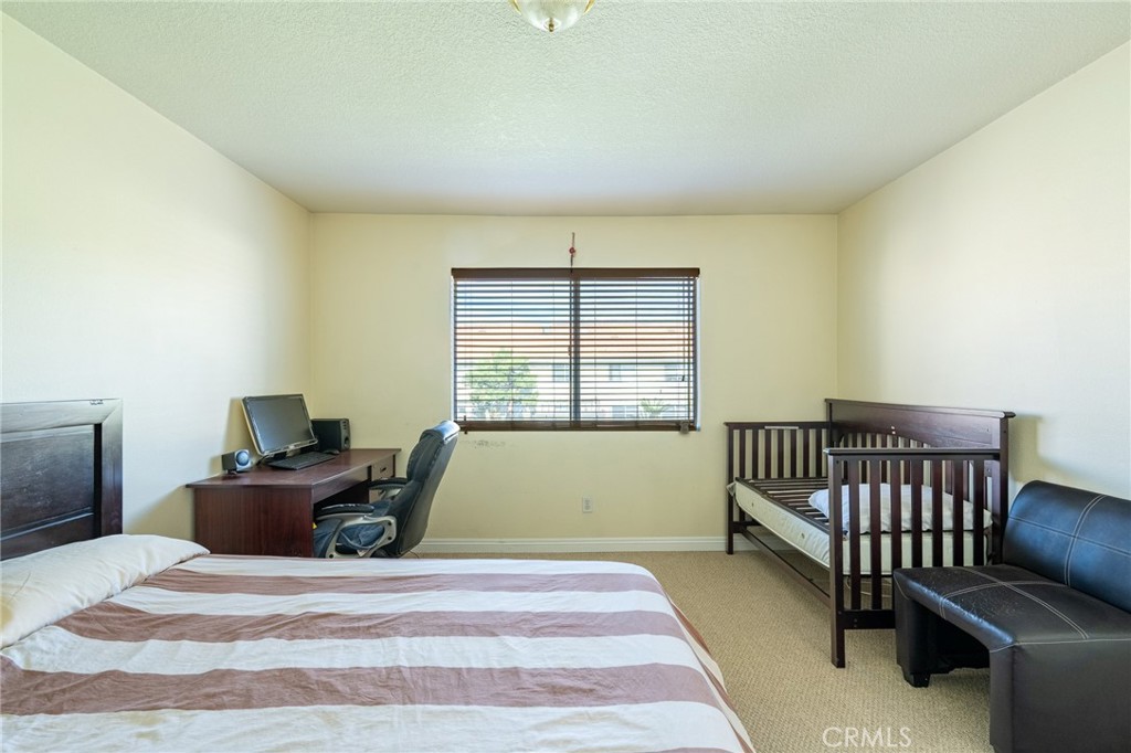 369 E Phillips Boulevard