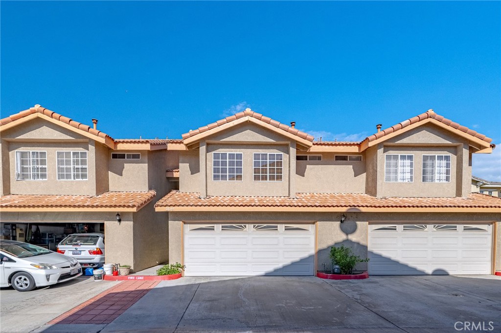 369 E Phillips Boulevard