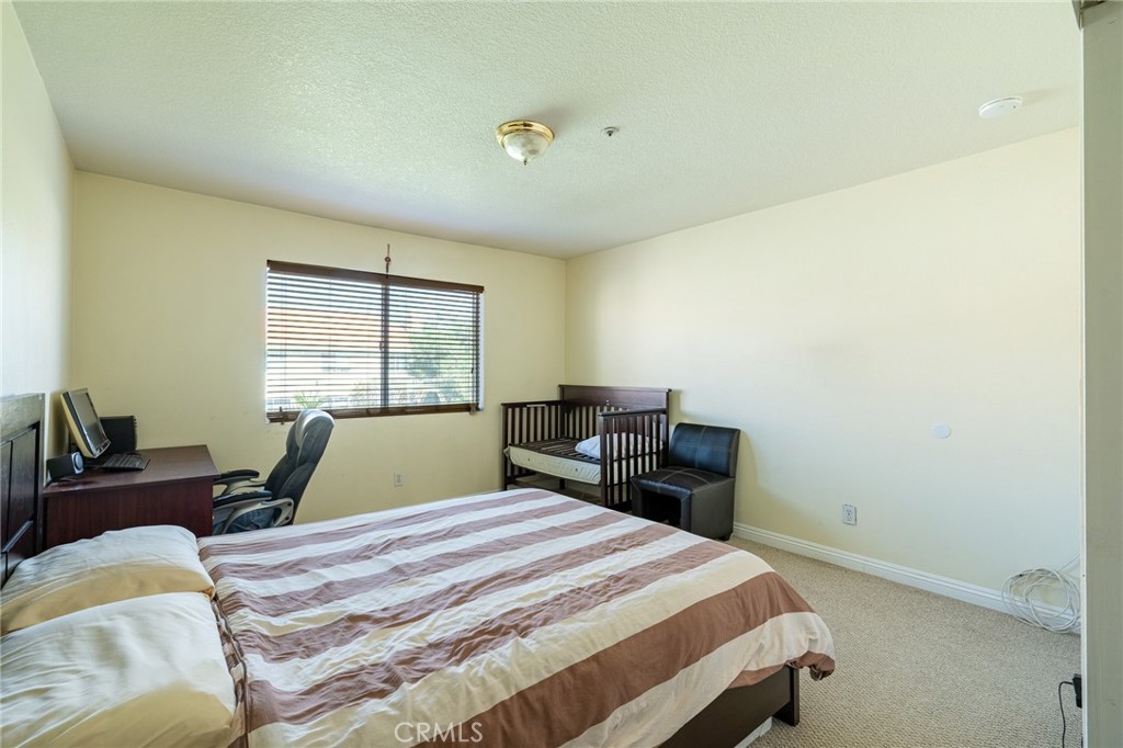 369 E Phillips Boulevard