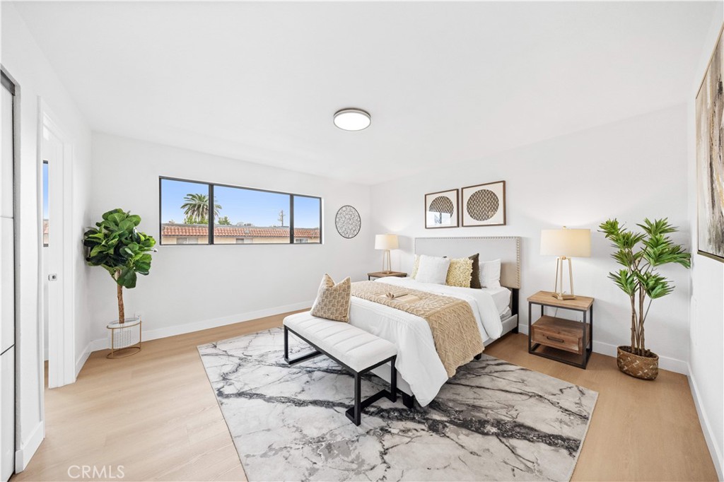 409 W Mountain View 6