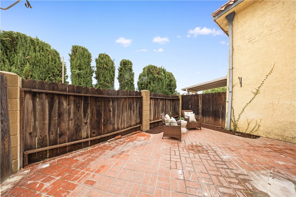 409 W Mountain View 6