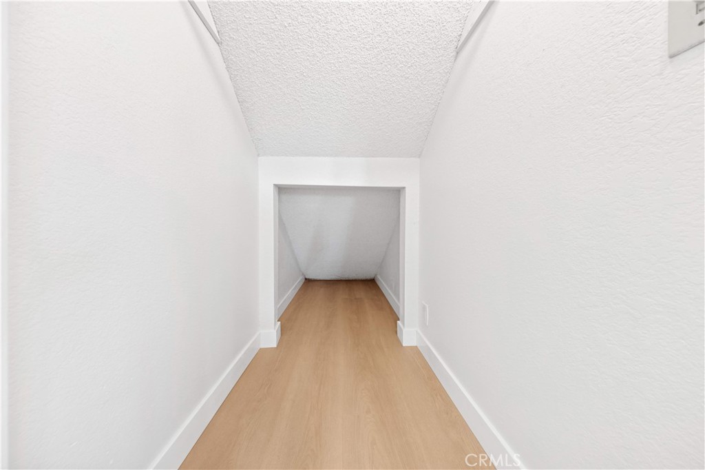 409 W Mountain View 6