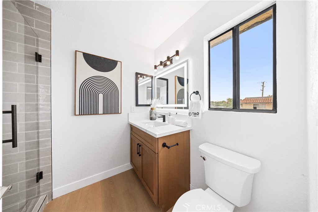 409 W Mountain View 6