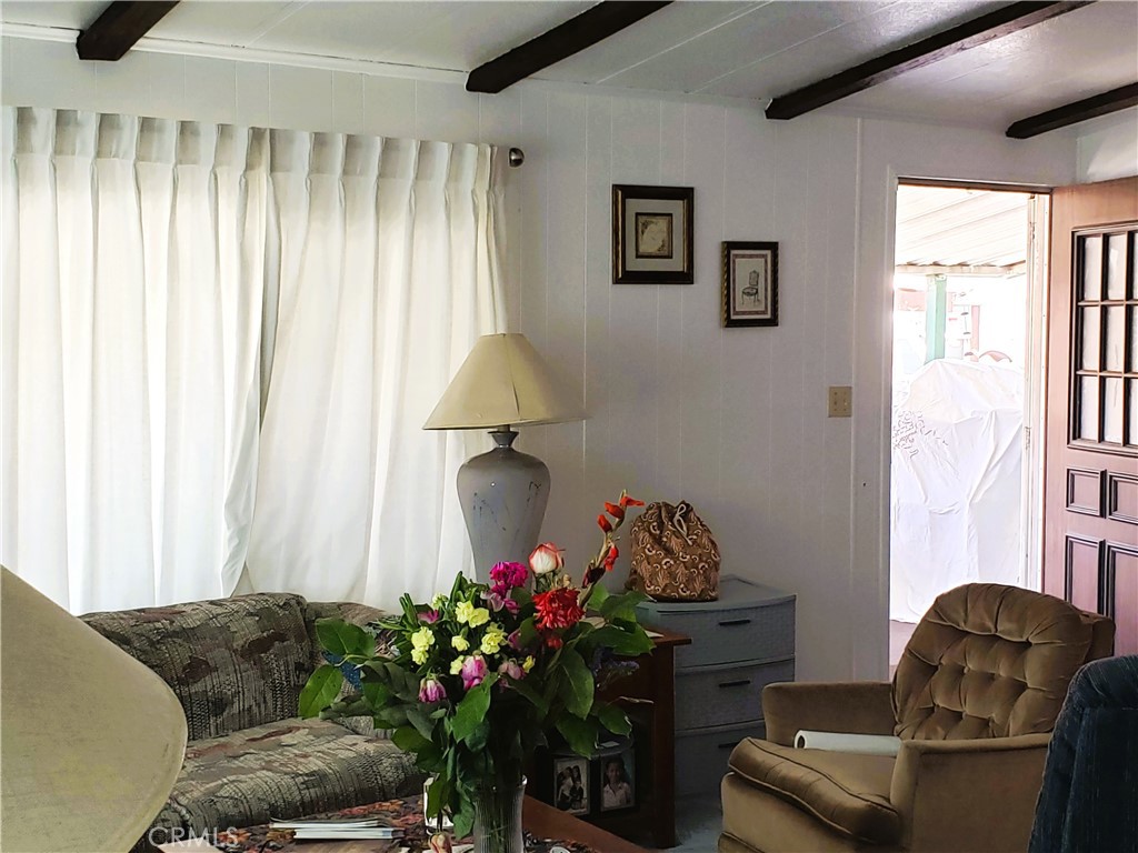 21217 Washington Street 32