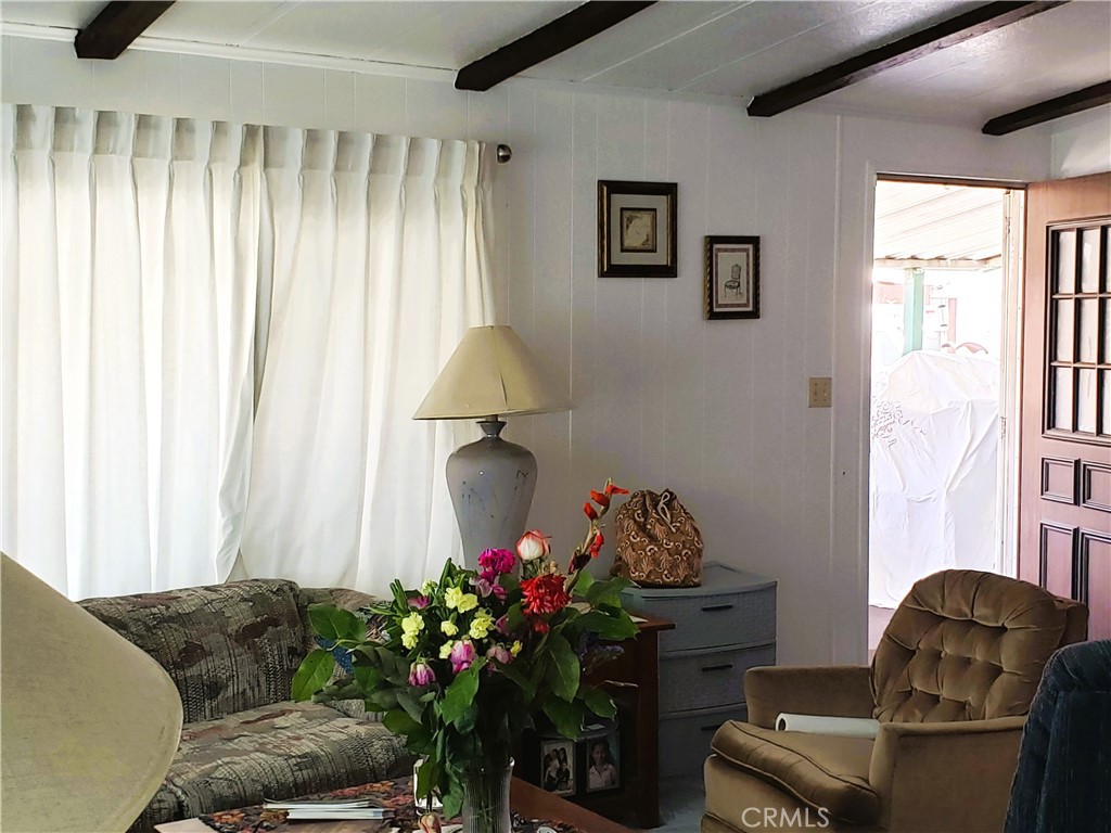 21217 Washington Street 32