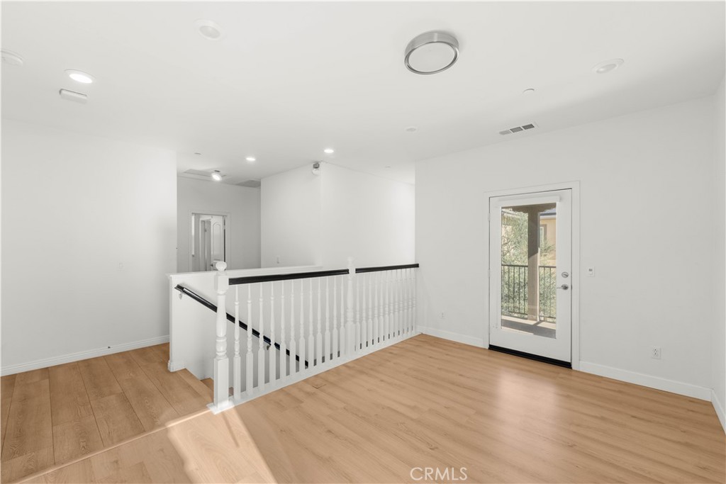 8636 Bay Laurel