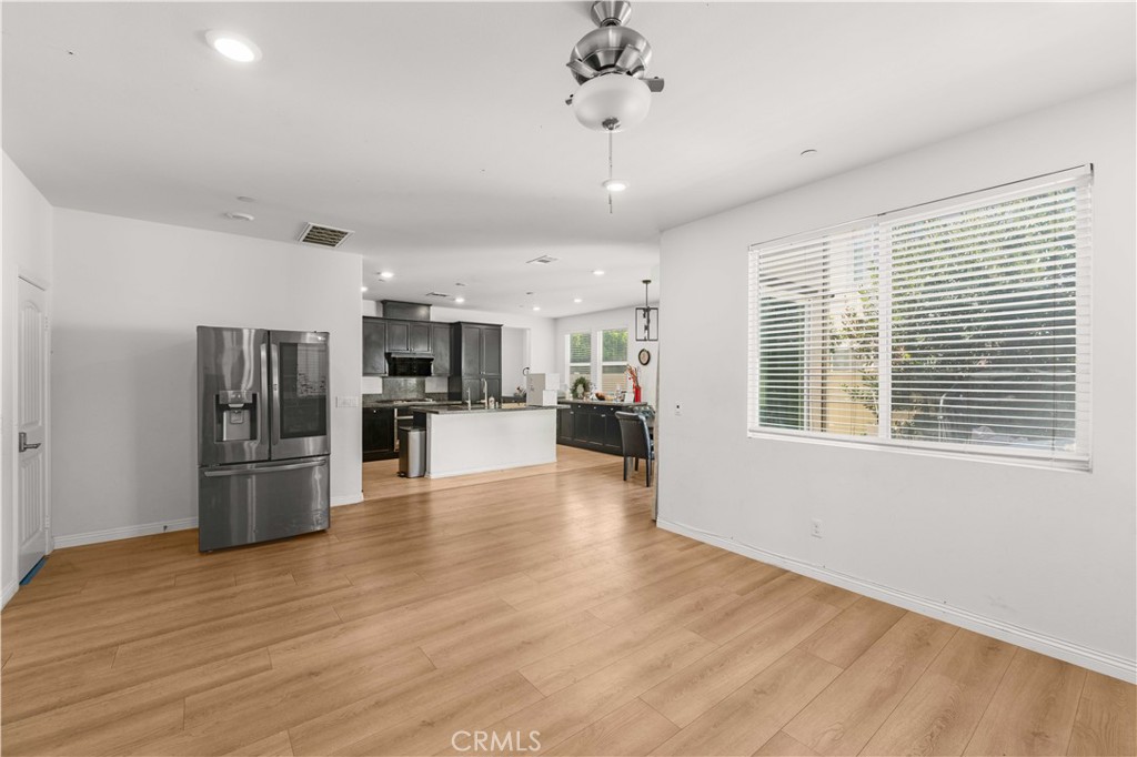 8636 Bay Laurel