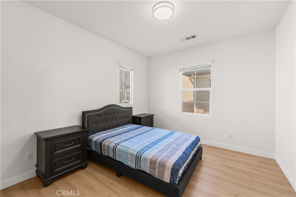 8636 Bay Laurel