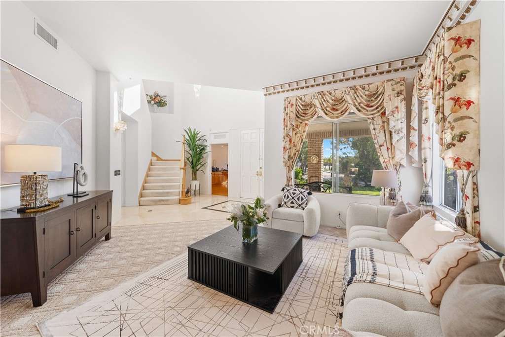 18383 Vantage Pointe