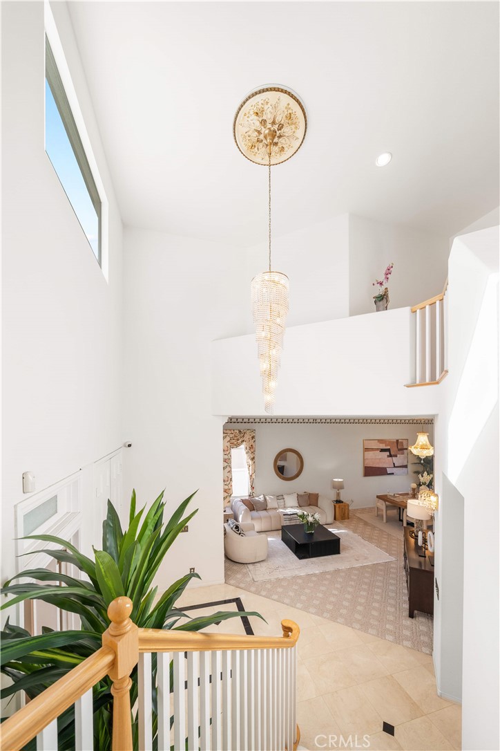 18383 Vantage Pointe