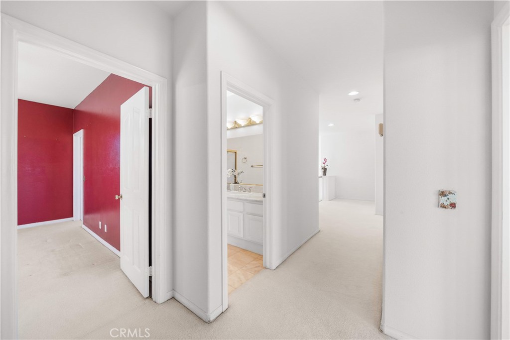 18383 Vantage Pointe