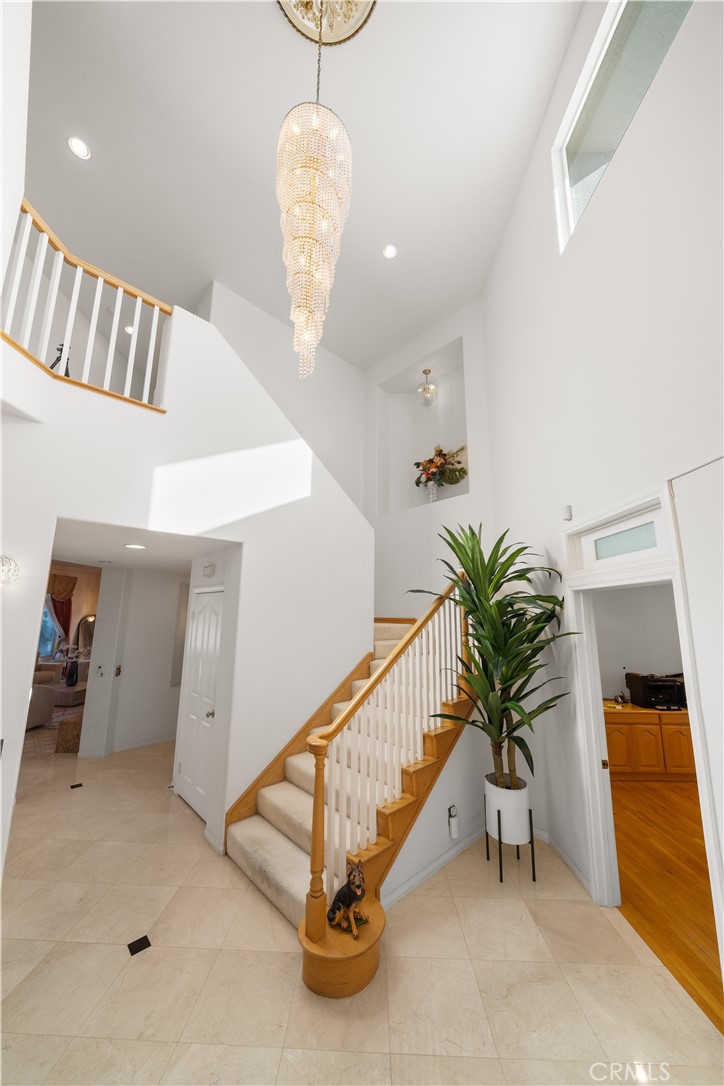 18383 Vantage Pointe