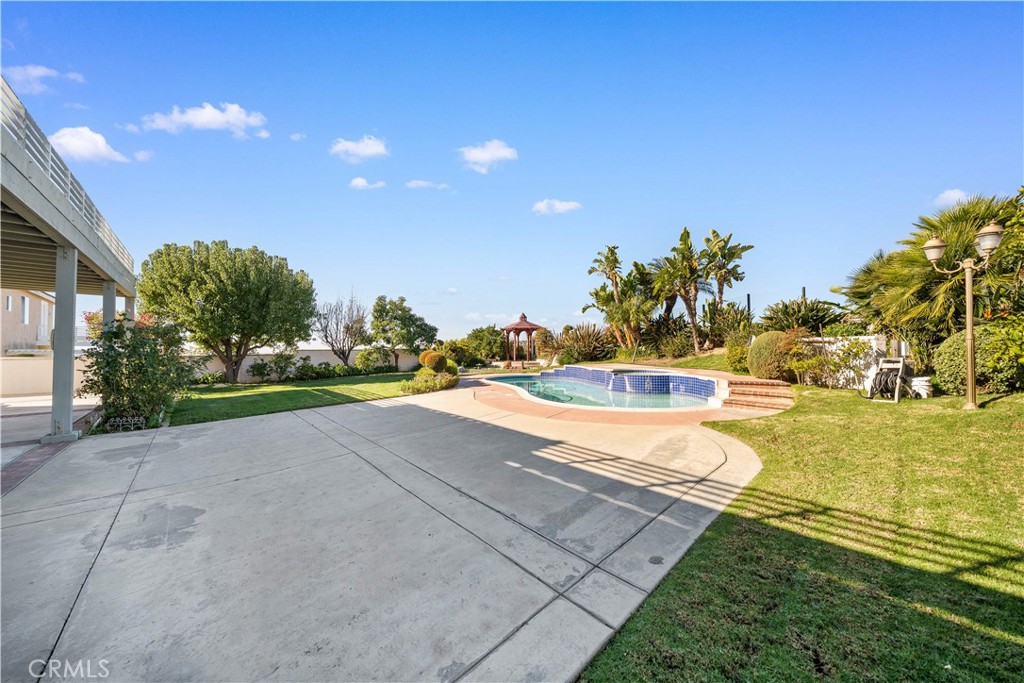 18383 Vantage Pointe