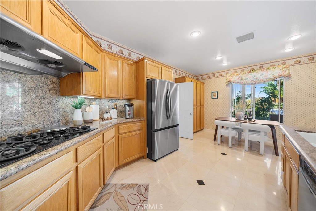 18383 Vantage Pointe