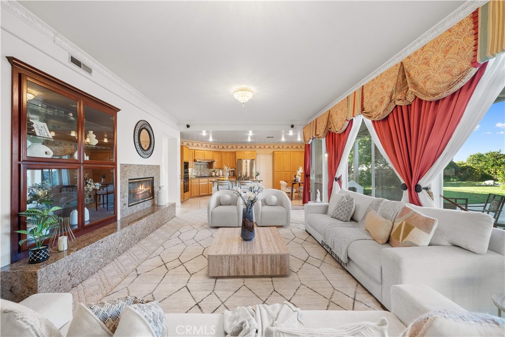 18383 Vantage Pointe