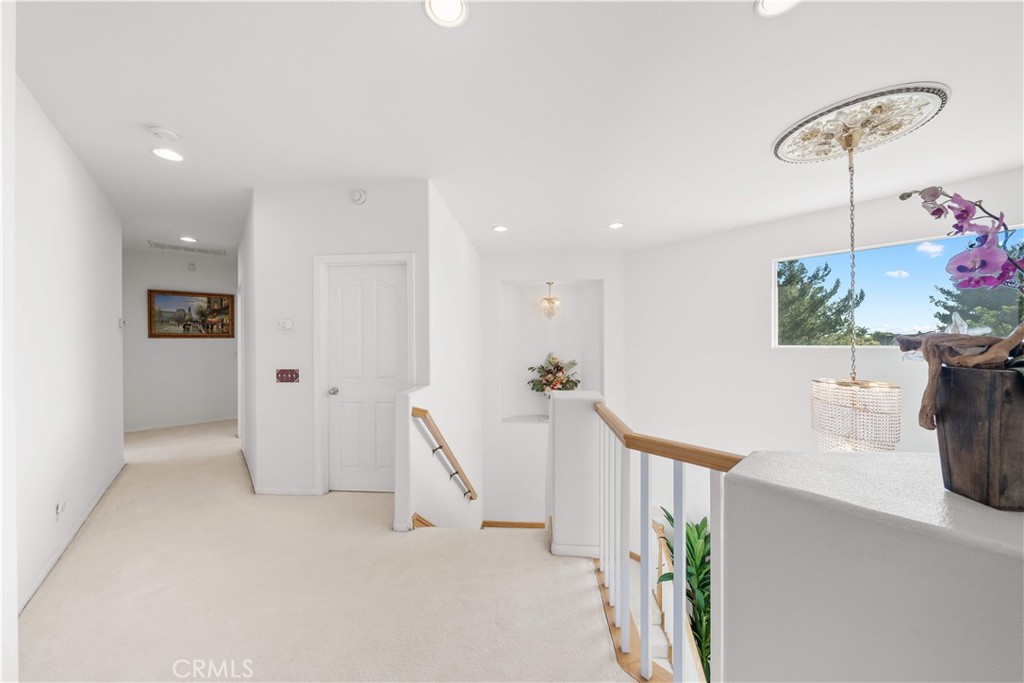 18383 Vantage Pointe