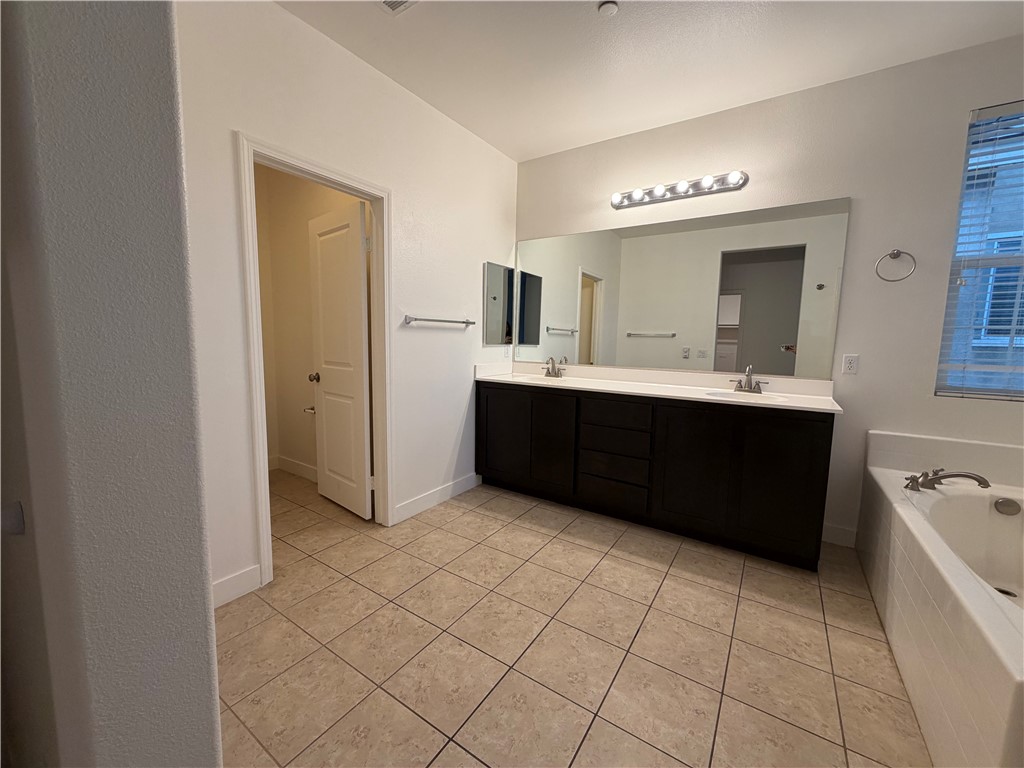 2950 S Via Belamaria