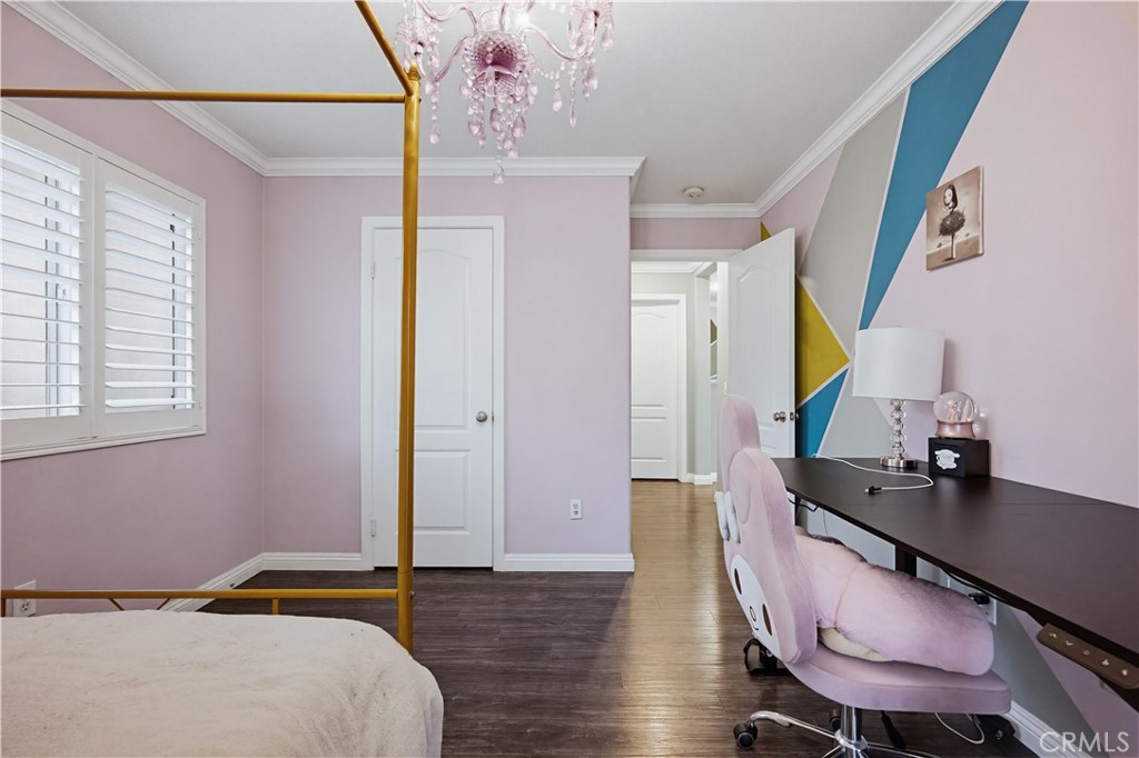 25465 Hyacinth