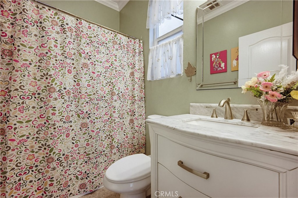 25465 Hyacinth