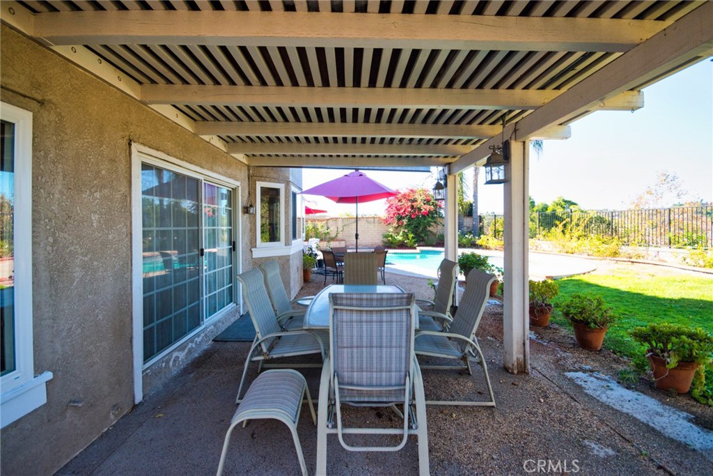 21963 E Snow Creek dr