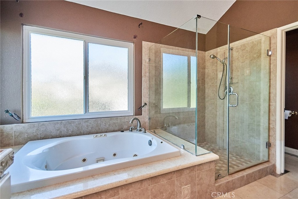 21963 E Snow Creek dr