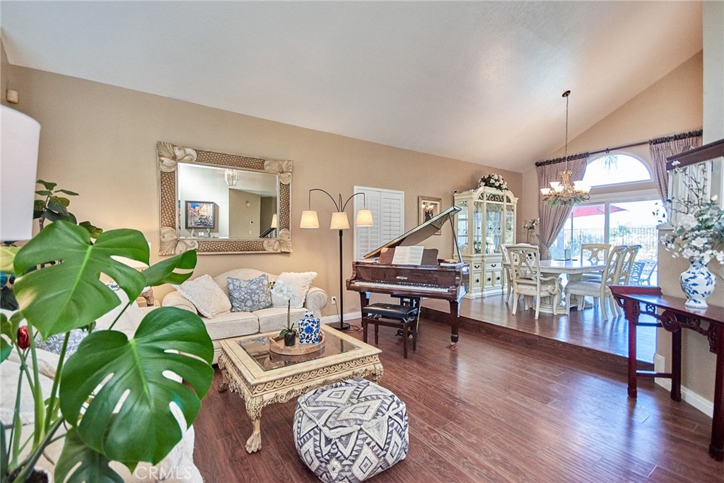 21963 E Snow Creek dr