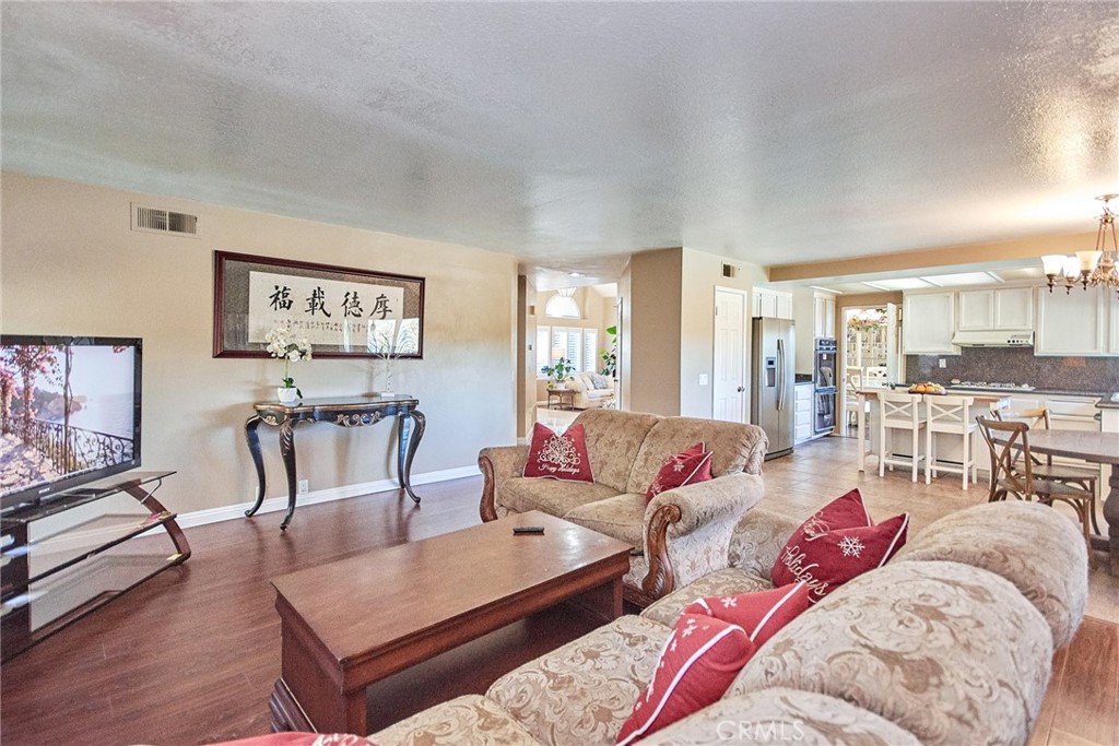 21963 E Snow Creek dr