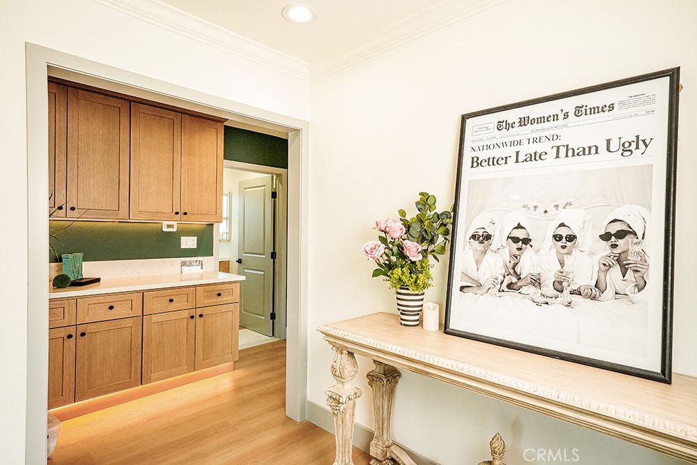 1243 E Almond Avenue