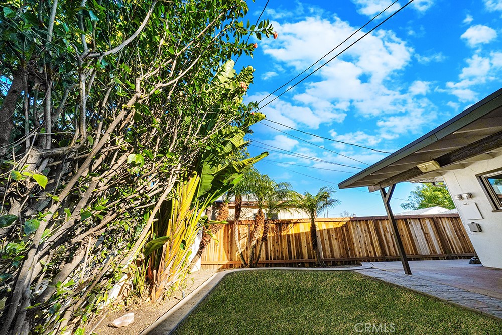 1243 E Almond Avenue