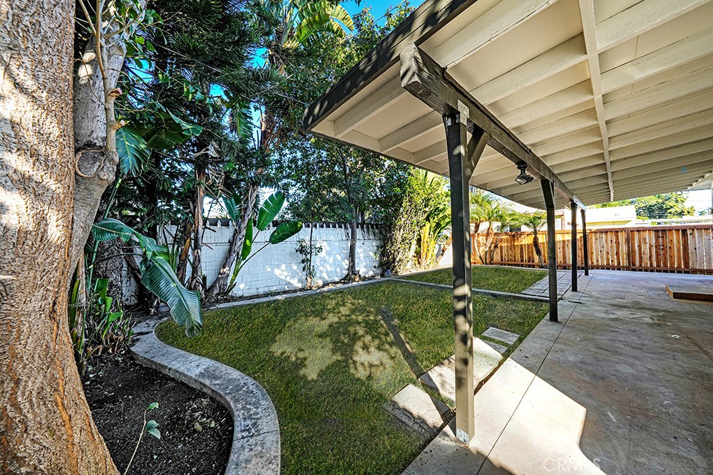 1243 E Almond Avenue