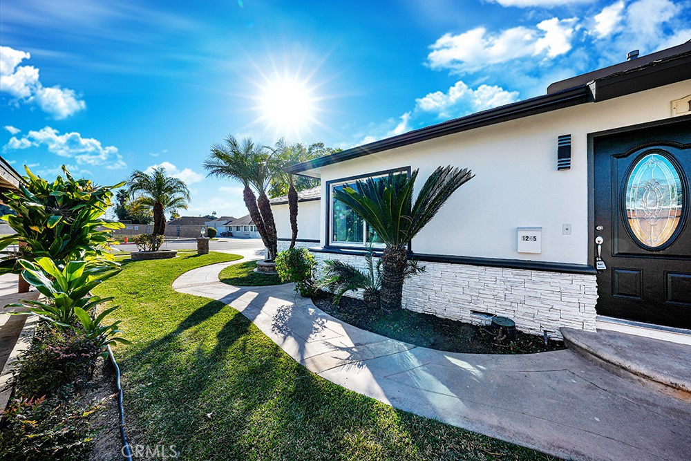 1243 E Almond Avenue