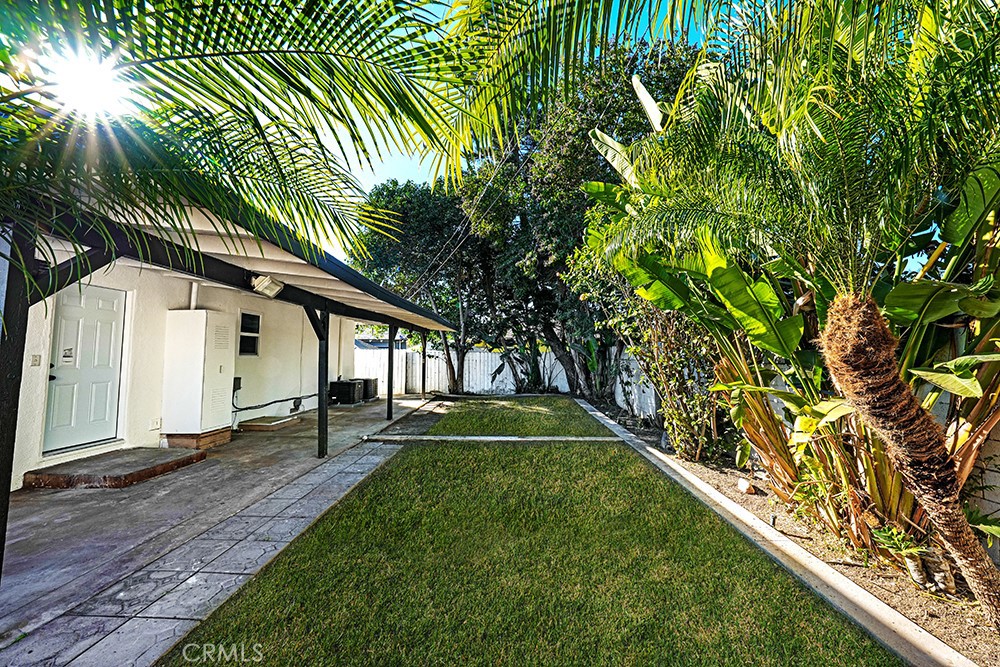 1243 E Almond Avenue