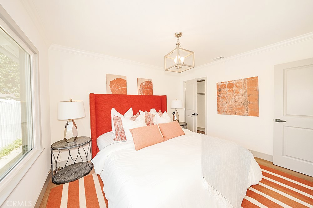 1243 E Almond Avenue