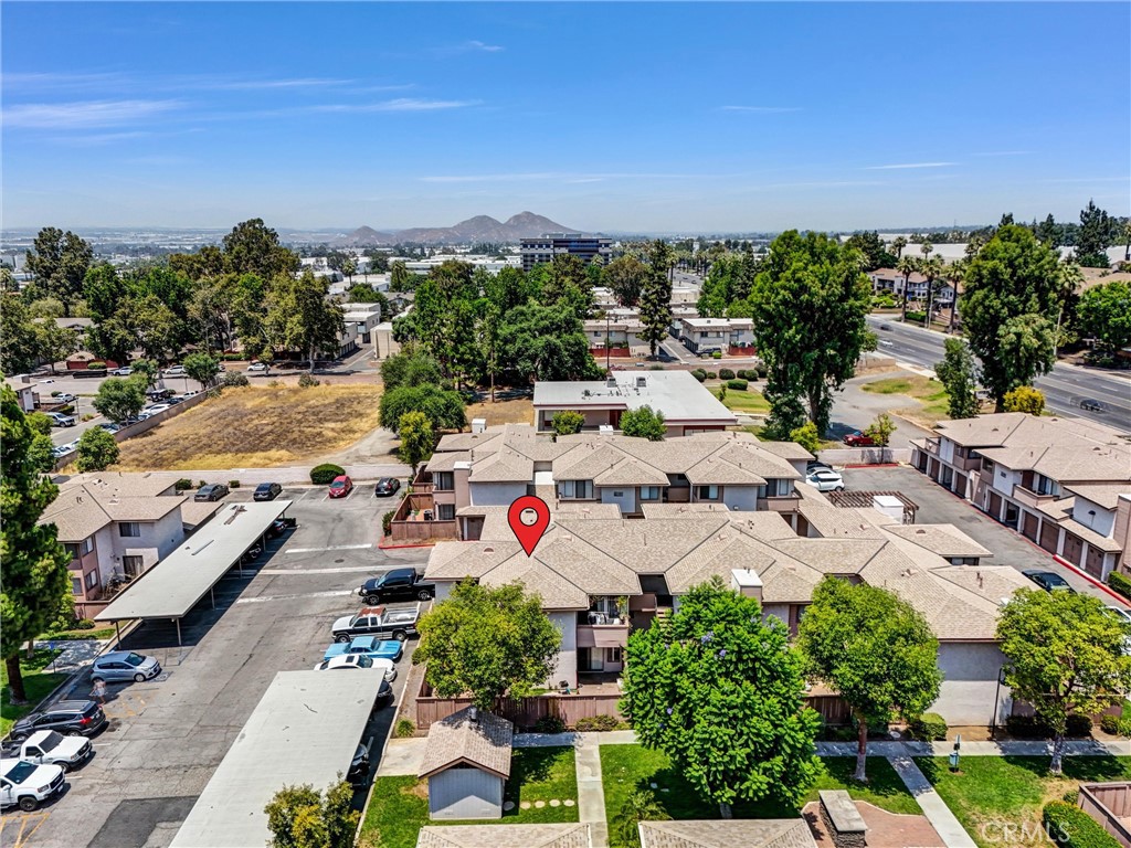 1315 Massachusetts Avenue 204