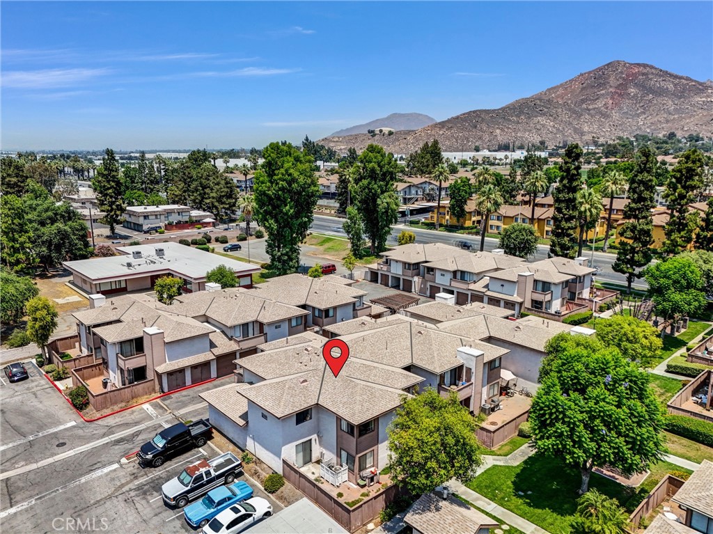 1315 Massachusetts Avenue 204